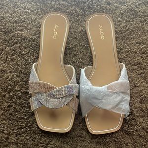 Aldo small heel sandal